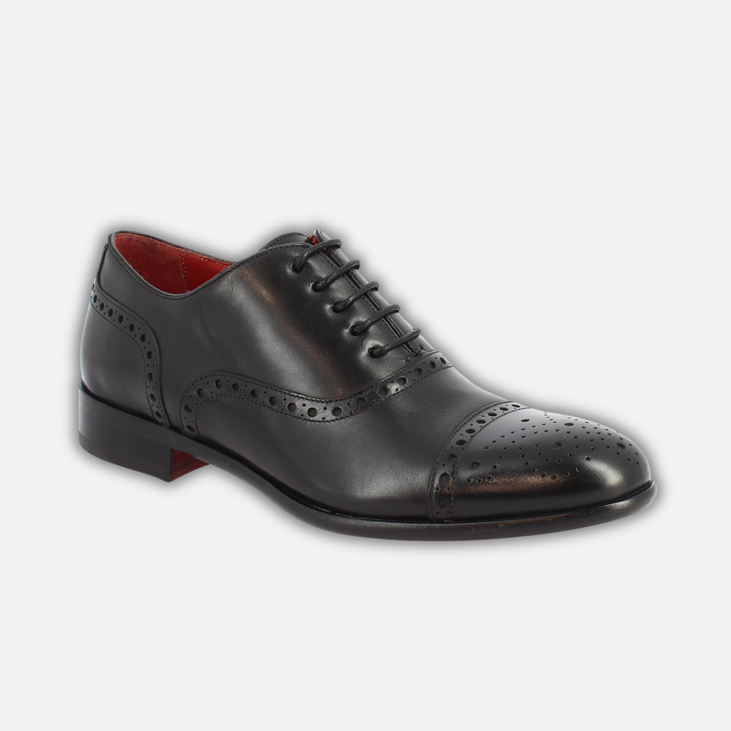 Men's lace-up shoes handmade in black leather