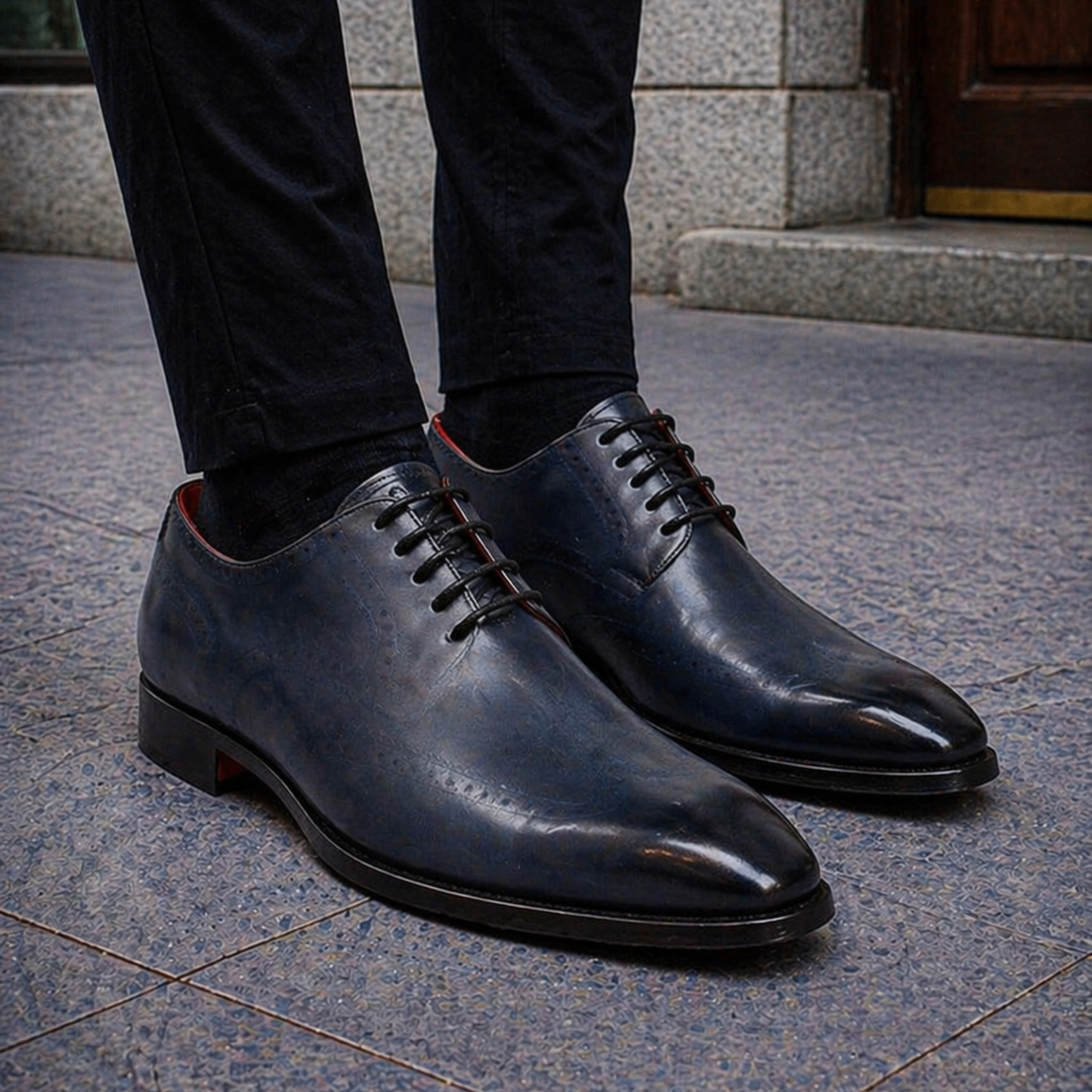 Handmade men's wholecut shoes in LEATHER delavè blue calfskin